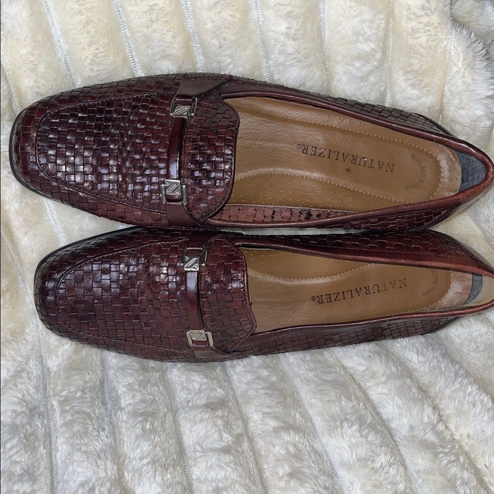 Naturalizer Women's Brown Loafers